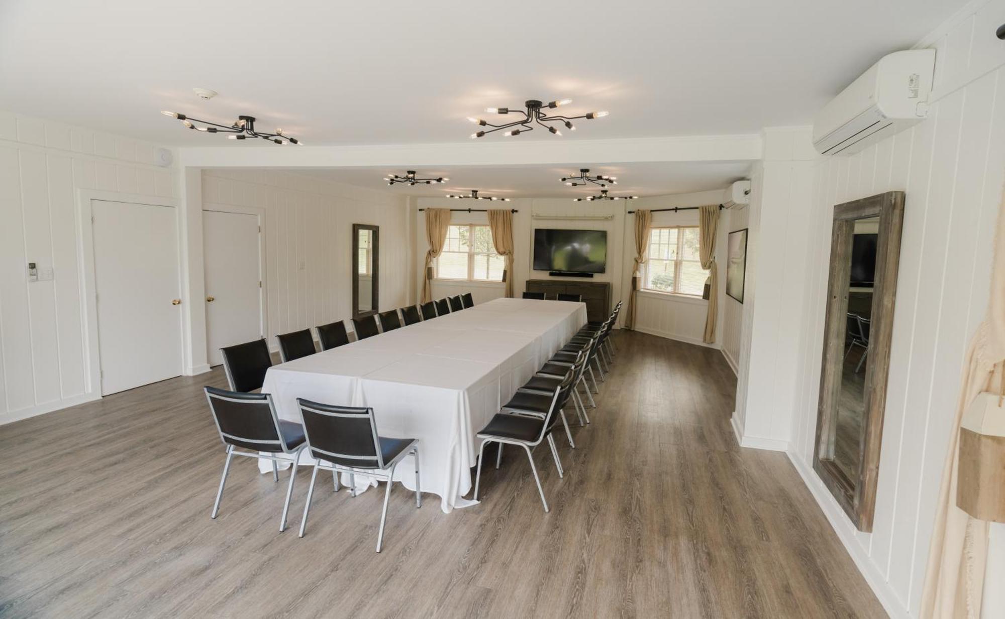Sole East Resort Монток Экстерьер фото